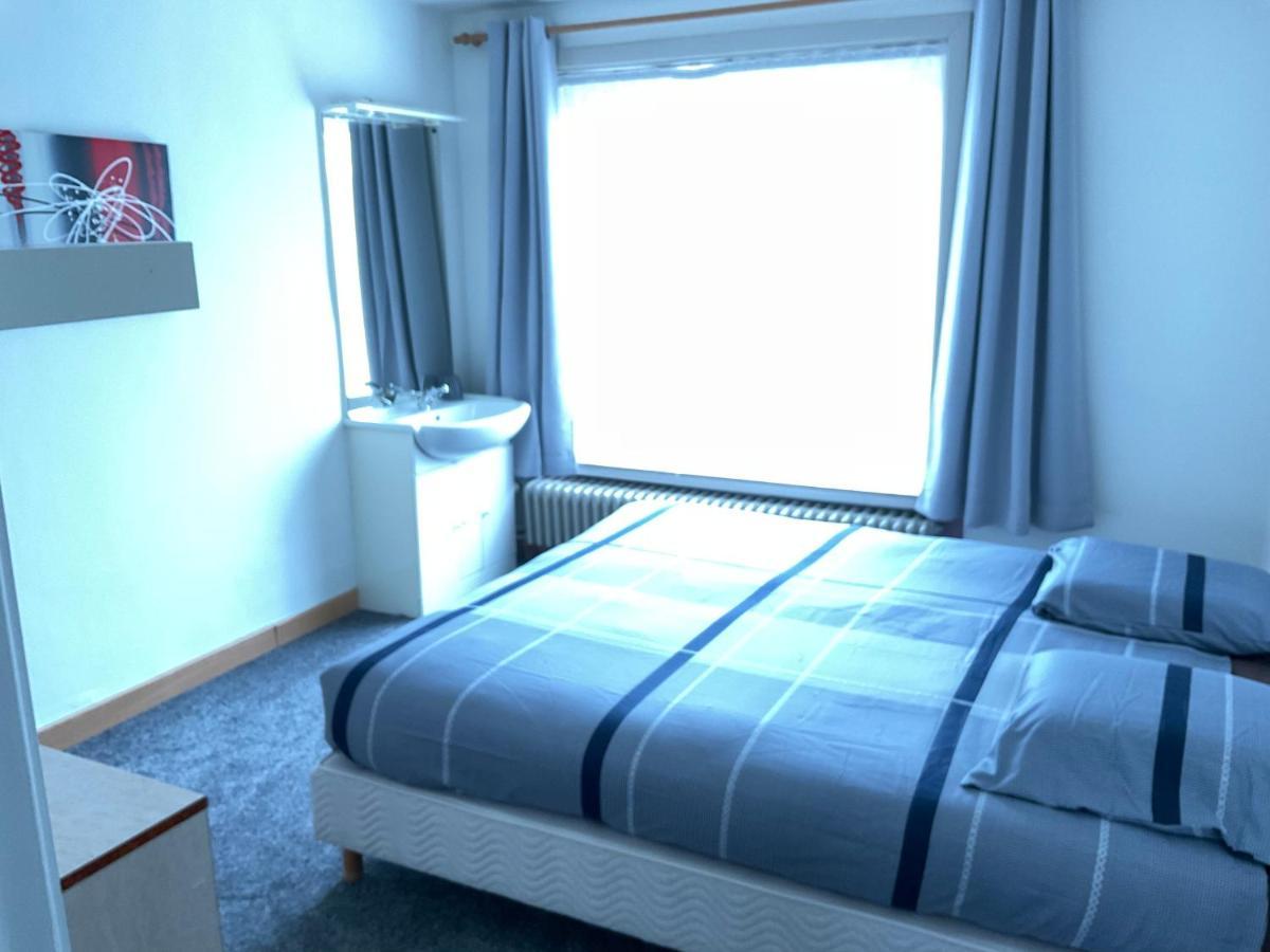 Oy Apartment Izegem Luaran gambar