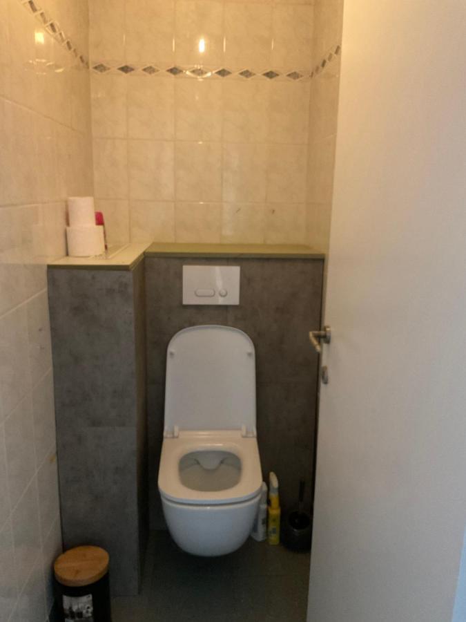 Oy Apartment Izegem Luaran gambar
